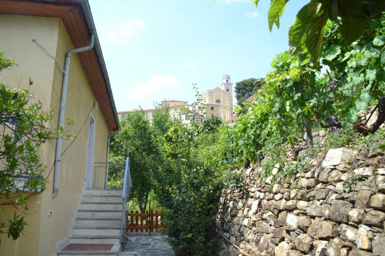 Apartament La Casa Del Prussiano Diano Castello Zewnętrze zdjęcie