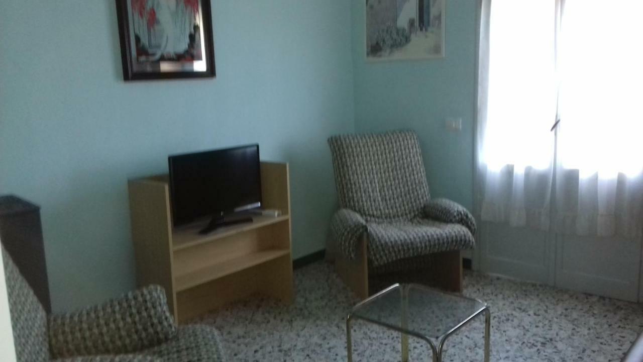 Apartament La Casa Del Prussiano Diano Castello Zewnętrze zdjęcie